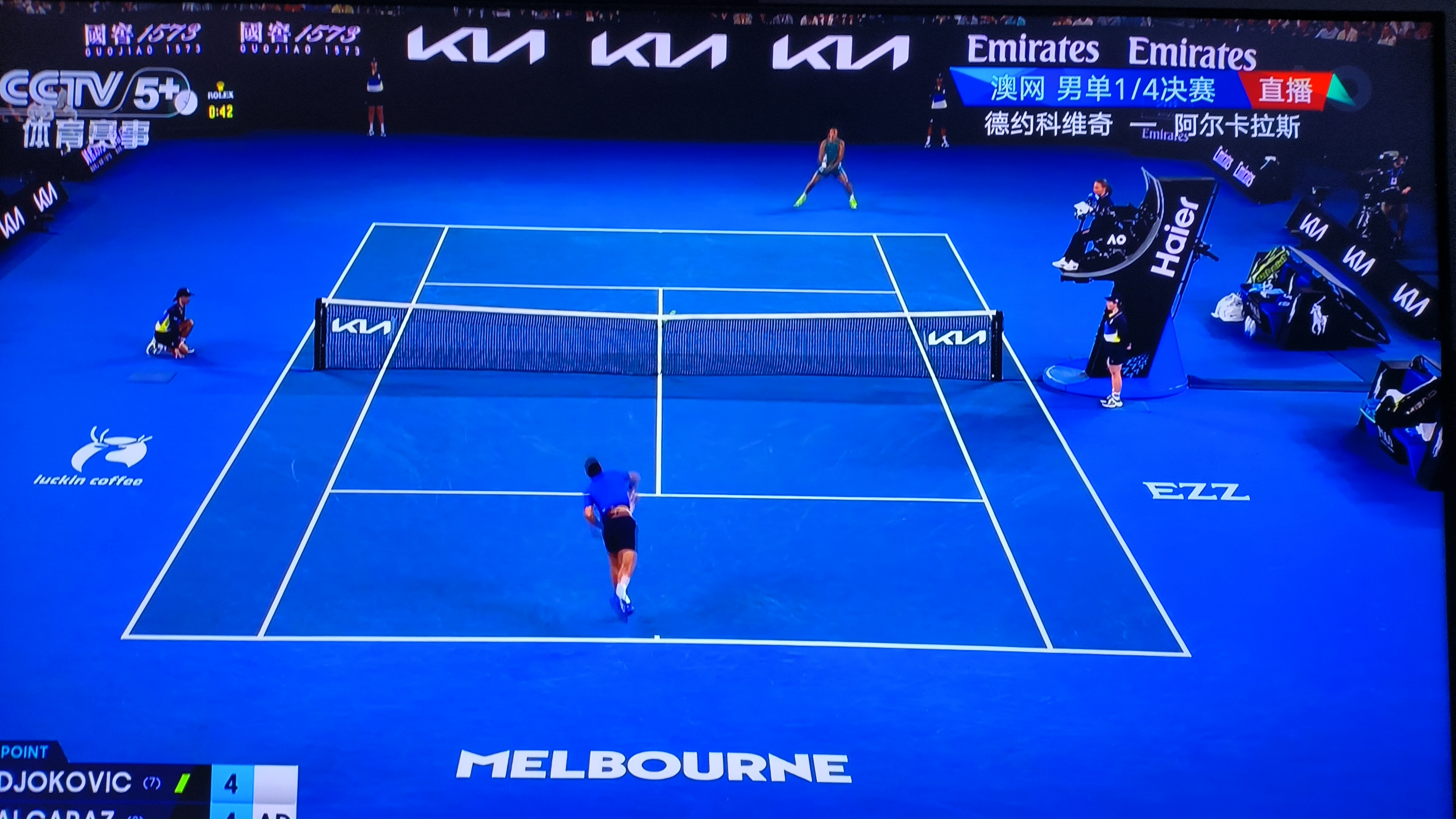 德国网球队碾压西班牙网球队,西西帕斯三分雨点燃全场 德国网球队碾压西班牙网球队,西西帕斯三分雨点燃全场