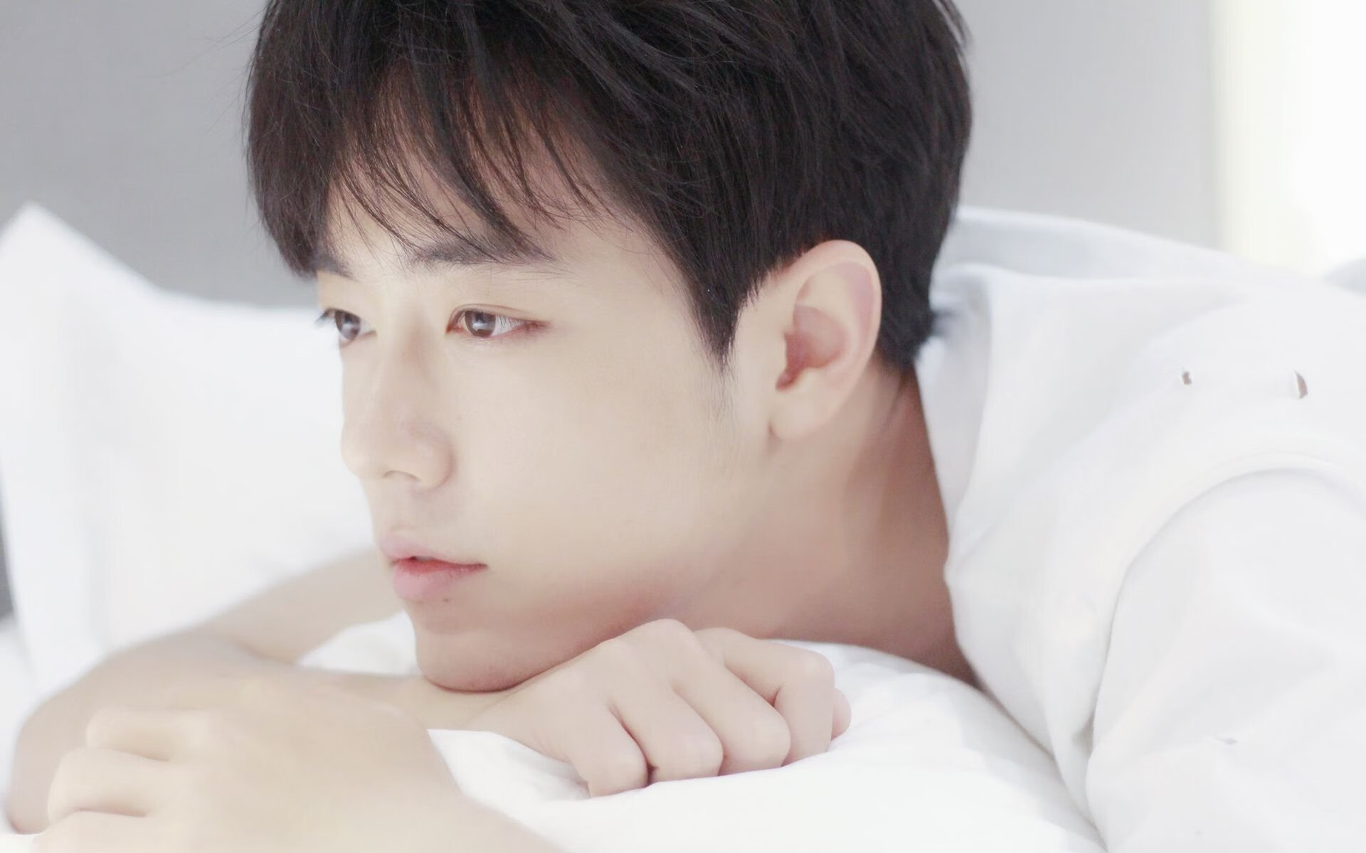 爱游戏体育-暗夜中的舵手，哈弗茨如何以一己之力主宰世界排名争夺战